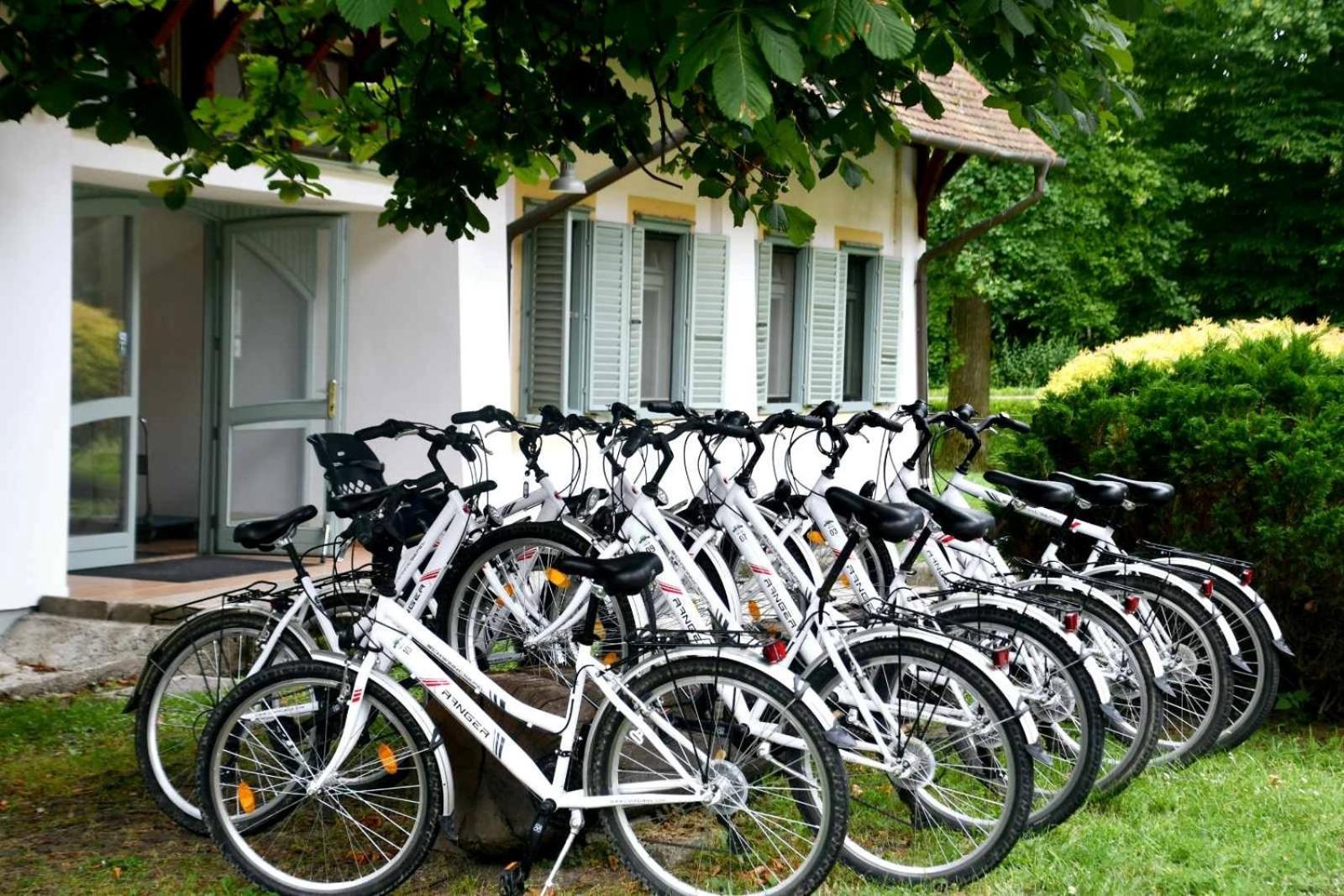 Abbazia Country Club Hotel Nemesnép Екстериор снимка