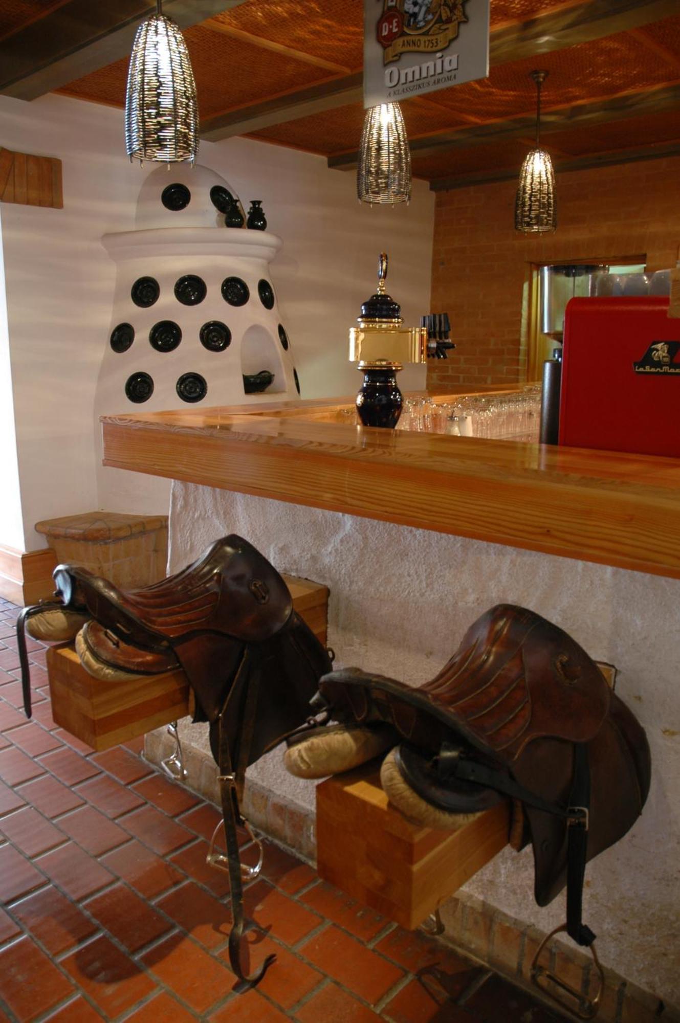Abbazia Country Club Hotel Nemesnép Екстериор снимка