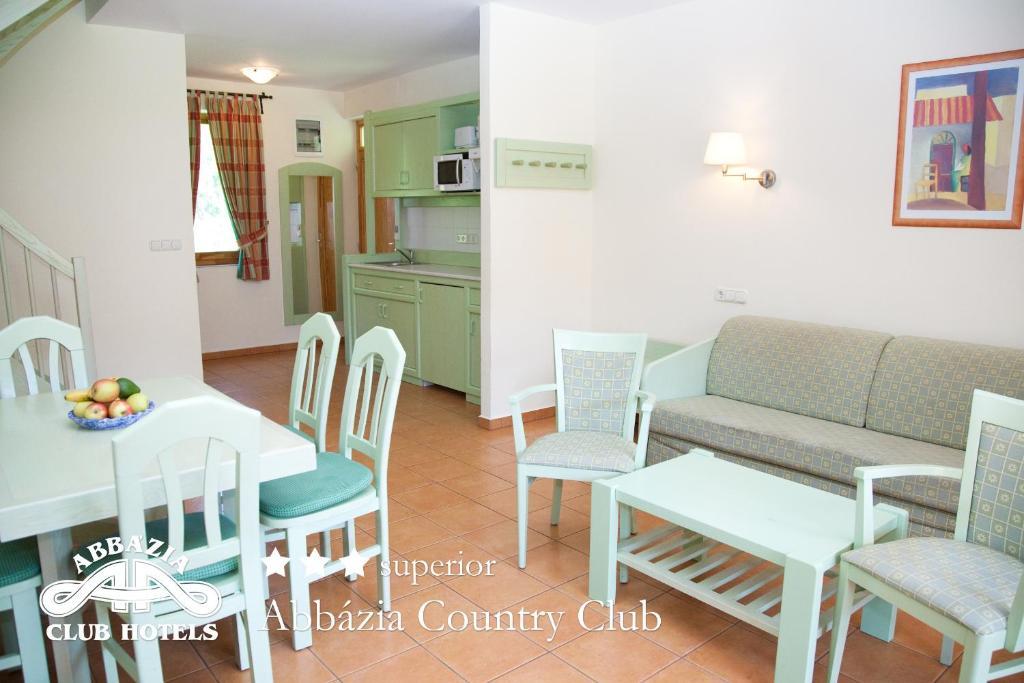 Abbazia Country Club Hotel Nemesnép Екстериор снимка